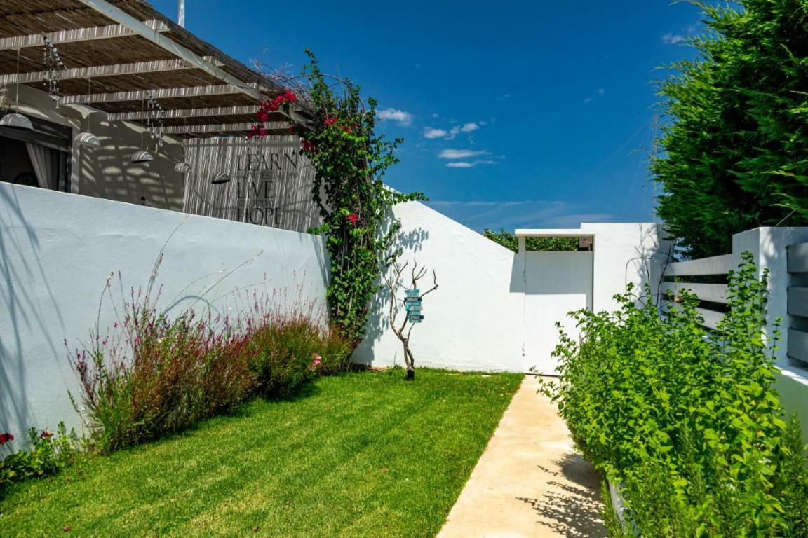 Zen Villa In Schinias Exterior foto